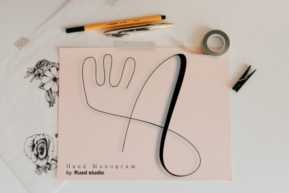 Hand Monogram: A Script Font for Web Design